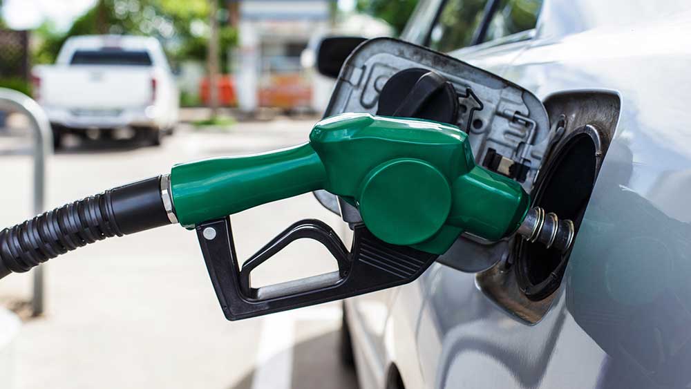 ﻿Benzin ve motorin fiyatlarına yeni zam yolda