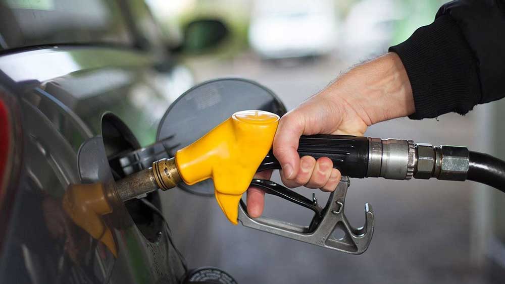 Petrol fiyatları sert düştü! Benzin fiyatlarıyla ilgili bir iyi bir de kötü haber geldi