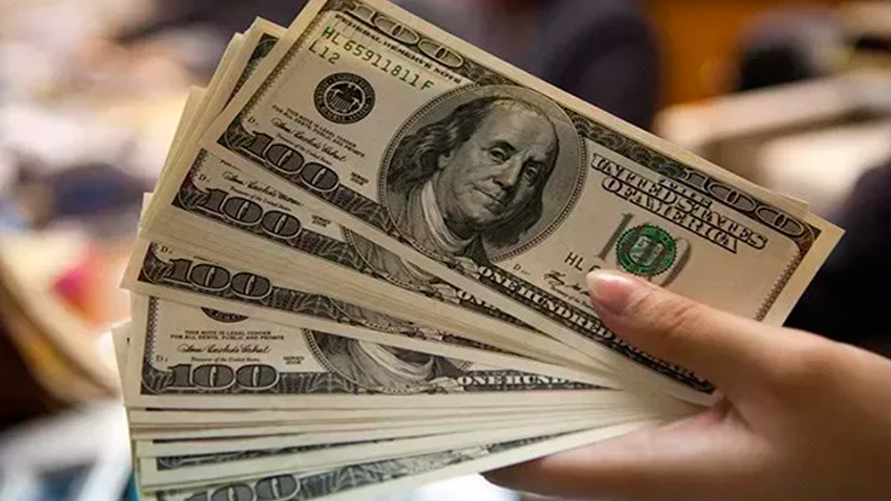 Ünlü ekonomistten flaş dolar uyarısı