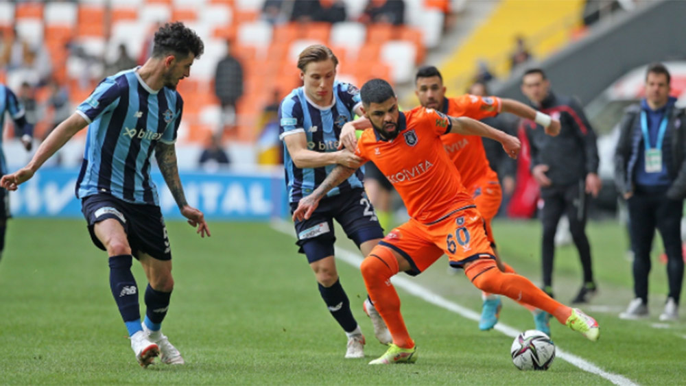 Adana Demirspor galibiyet hasretini Başakşehir karşısında dindirdi