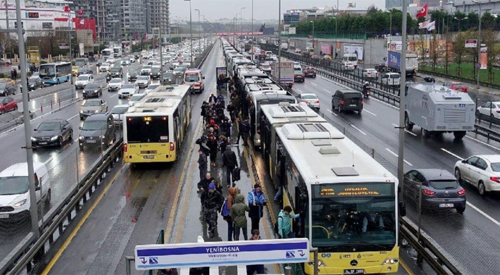 İstanbul metrobüs durakları nelerdir? Metrobüs durakları hangileri? Metrobüs hatları ve çalışma saatleri nelerdir?
