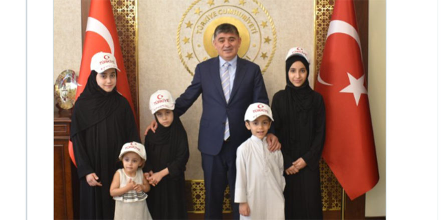 Büyükelçilikten 'Katarlı Türk vatandaşları' paylaşımı