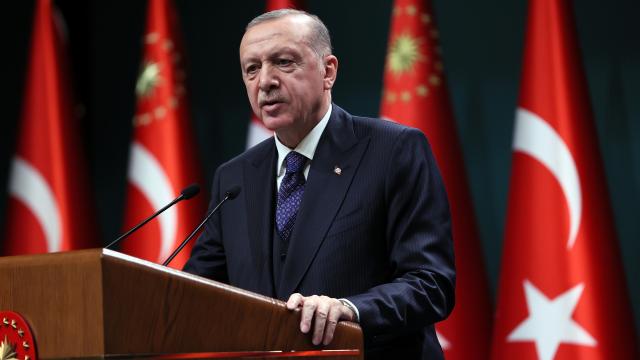 Erdoğan'dan emekli bayram ikramiyesi zammı için açıklama