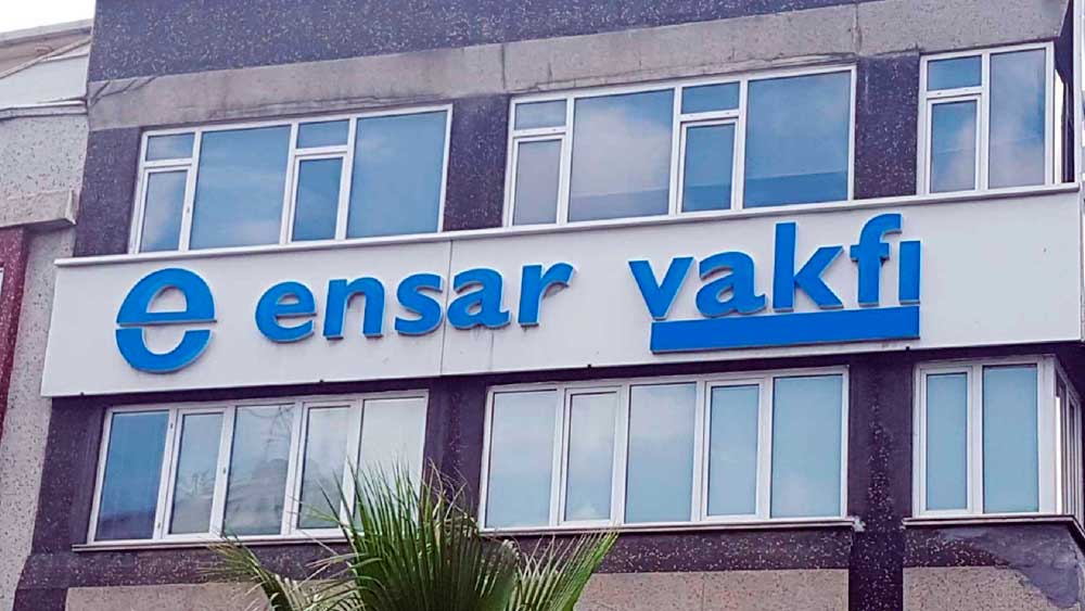 AKP'li Üsküdar Belediyesi'nden Ensar Vakfına ihale kıyağı