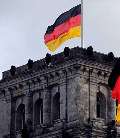 Almanya'da hükümet tehlikede: İttifak ortakları bayrak açtı!