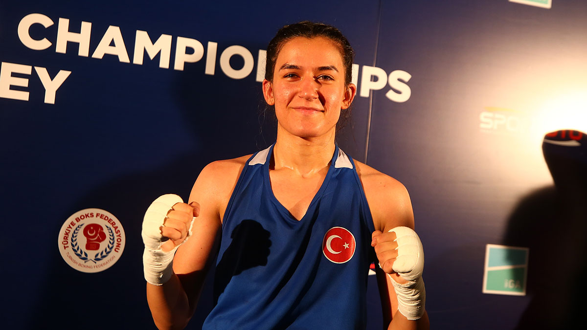 Milli boksör Hatice Akbaş dünya şampiyonu