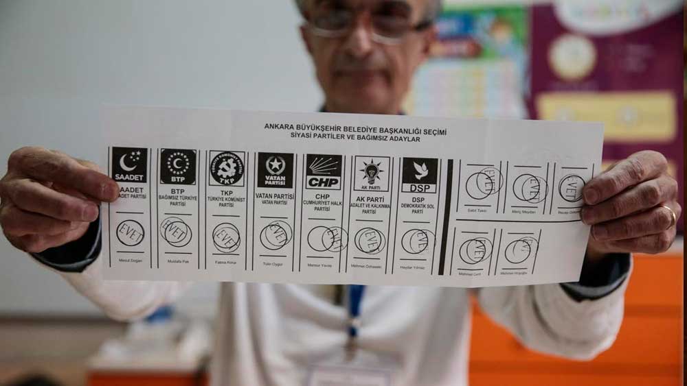 Hükümete yakın gazete duyurdu: AKP geçersiz oylara ilişkin harekete geçecek