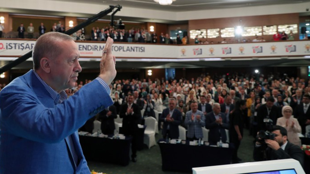 Siyaset gündemini karıştıracak iddia! Barış Soydan, AKP'nin ekonomideki 'çözüm yolu'nu açıkladı