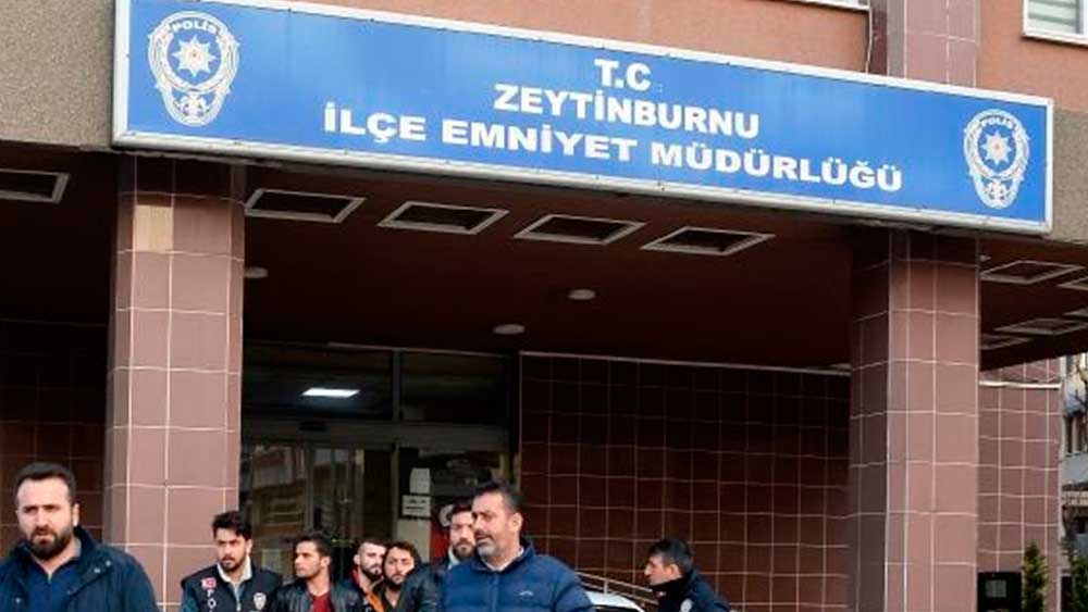 AKP’li başkana kelepçe takan polis açığa alındı iddiası
