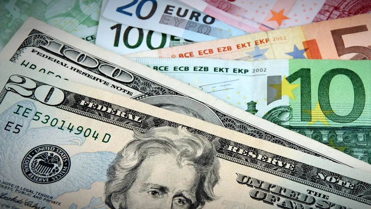 Dolar ve euro eşitlendi: Ekonomist Mahfi Eğilmez kötü haberi verdi