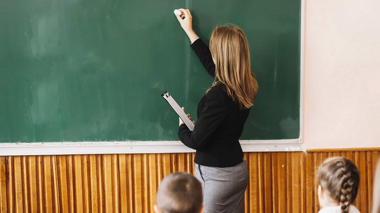 Öğretmenlerin ek ders düzenlemesinde değişiklik: İlave ücret ödenecek!