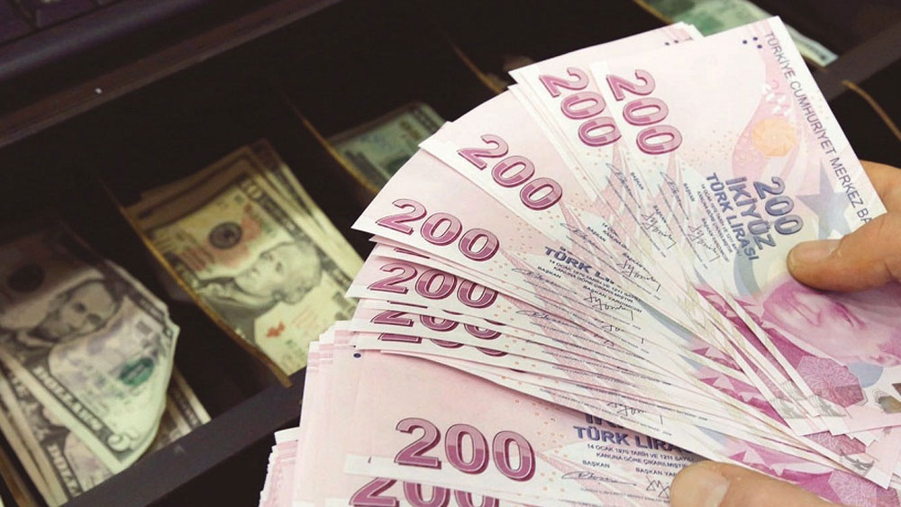 Bir banka 8 bin 250 liraya yükseltti! Emekli maaş promosyonunda son gelişme...