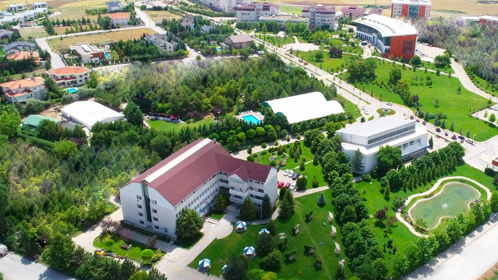 Atılım Üniversitesi Yabancı Diller Yüksekokulu'na 10 öğretim görevlisi alınacak