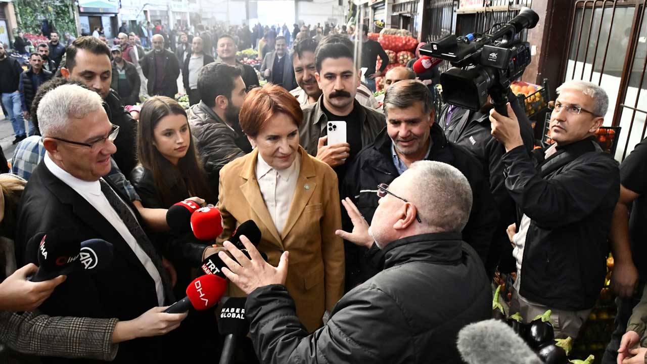 İYİ Parti Genel Başkanı Akşener, Ankara'da hal esnafını ziyaret etti
