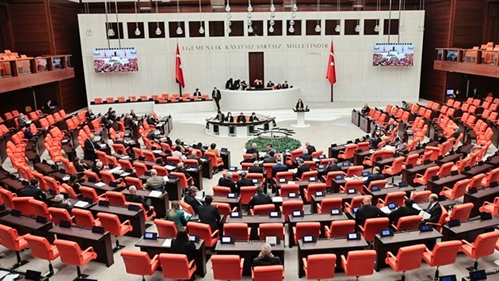RTÜK üyeliğine, AKP kontenjanından Mete Hacıarifoğlu seçildi