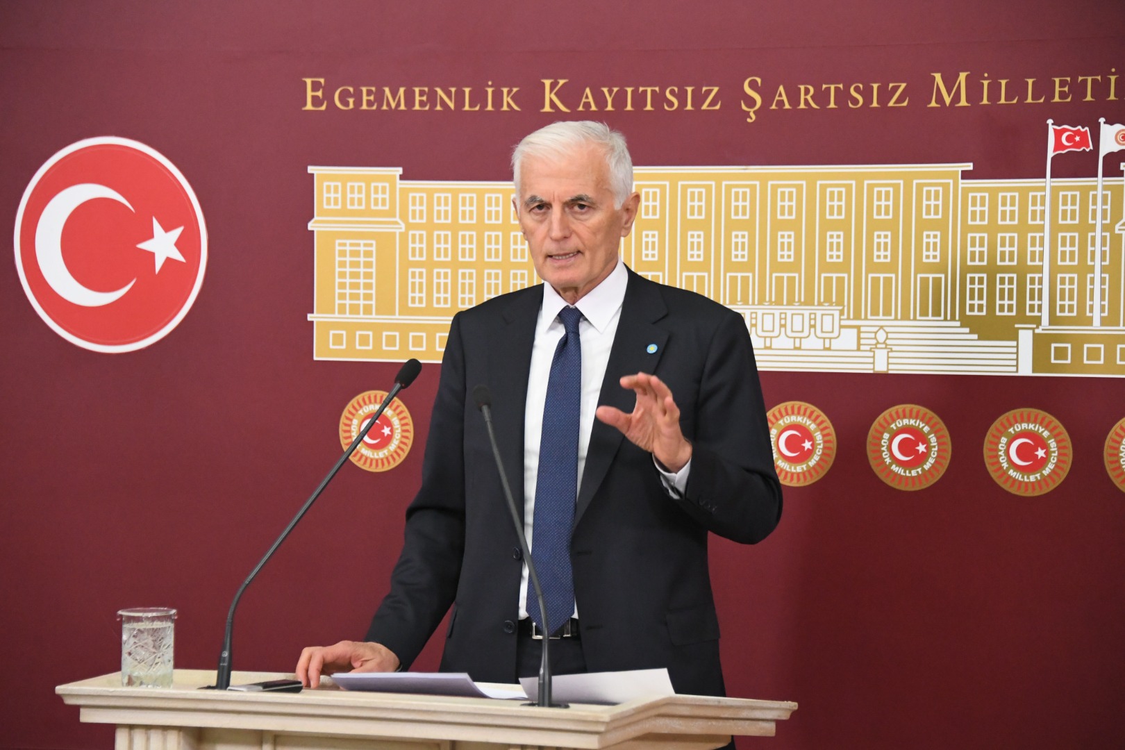 İYİ Partili Arslan Kabukcuoğlu Meclis'ten seslendi