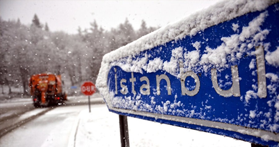 İstanbul'a kar geliyor: Atkı ve berelerinizi hazırlayın