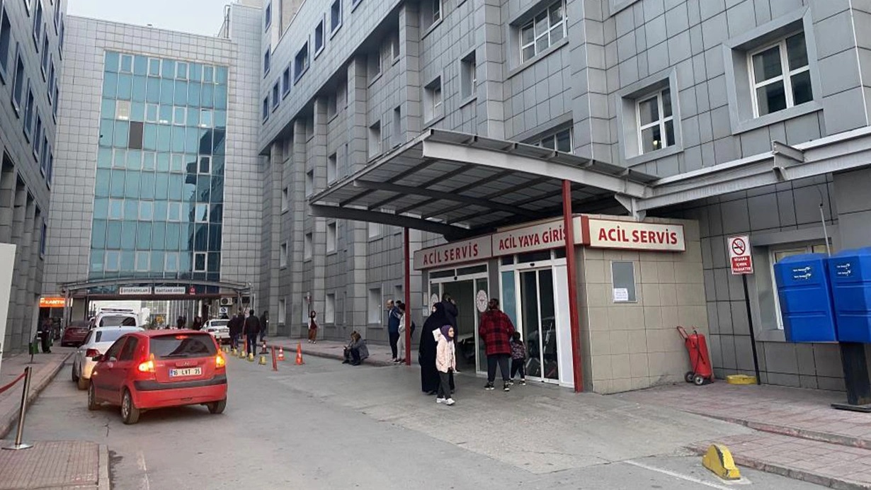 Bursa'da gıda zehirlenmesi sonucu 21 öğrenci hastanelik oldu