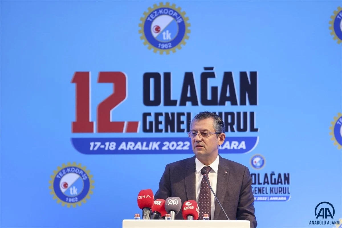 CHP'li Özel'den Türk-İş'in asgari ücret rakamı değerlendirmesi