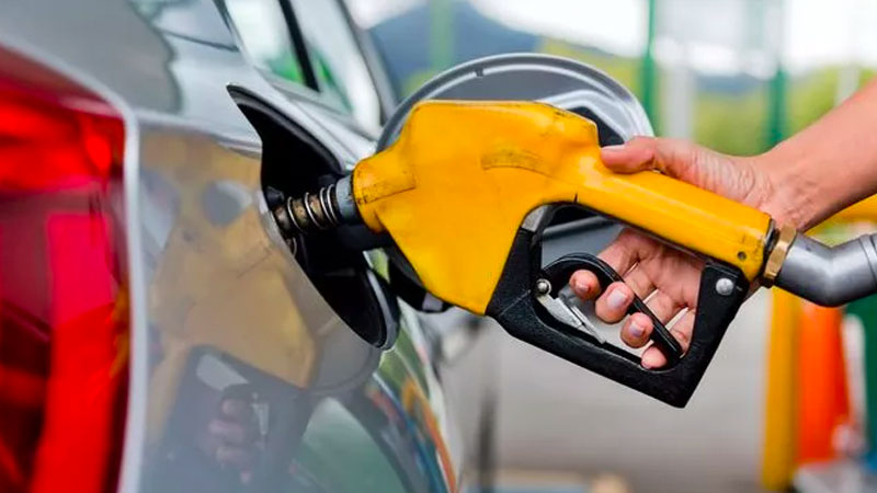 Bakmadan yola çıkmayın: Benzin ve motorinde yeni fiyatlar açıklandı