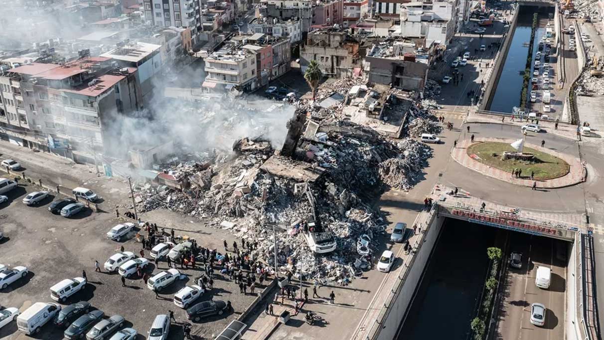 Diyarbakır'da yıkılan binalarla ilgili soruşturma başlatıldı