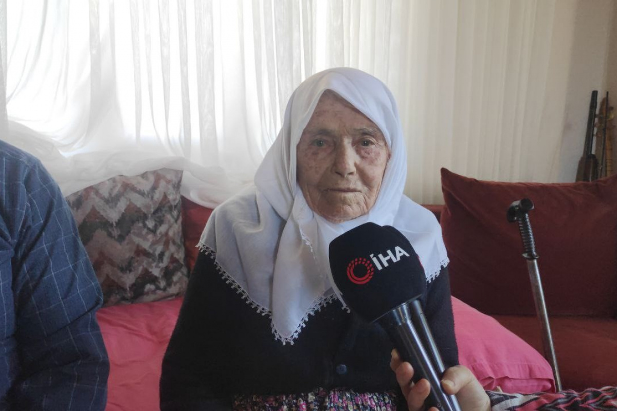 94 yaşındaki Gülsüm Nine depremzedelere bağışıyla duygulandırdı