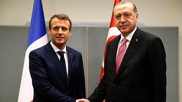 Erdoğan ve Macron arasında telefon görüşmesi