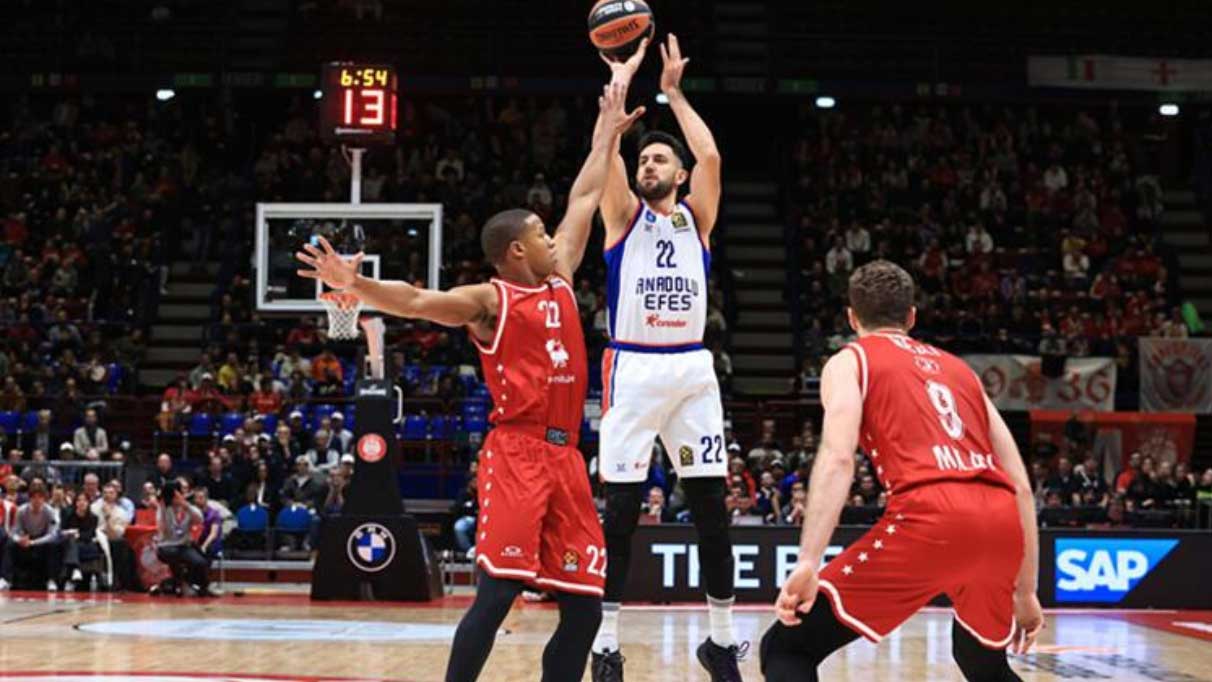 Anadolu Efes ve Olimpia Milano, play-off için son kozlarını oynuyor!