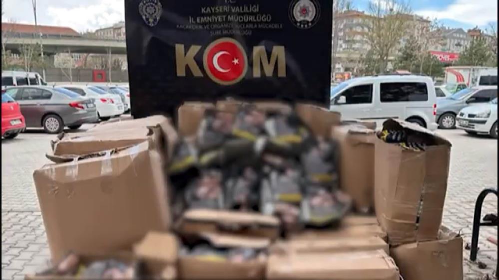 Kayseri'de kaçak tütün operasyonu: 1 ton yakalandı