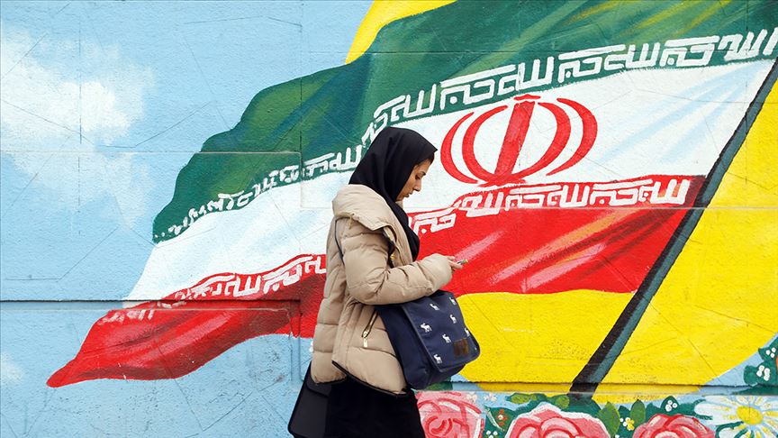 İran'dan dolar sahiplerine uyarı: Batı'nın ekonomik hakimiyeti son buluyor
