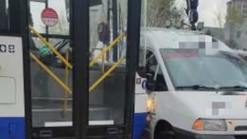 Ankara'da EGO otobüsünün şoförü trafikte tartıştığı aracı sürükledi