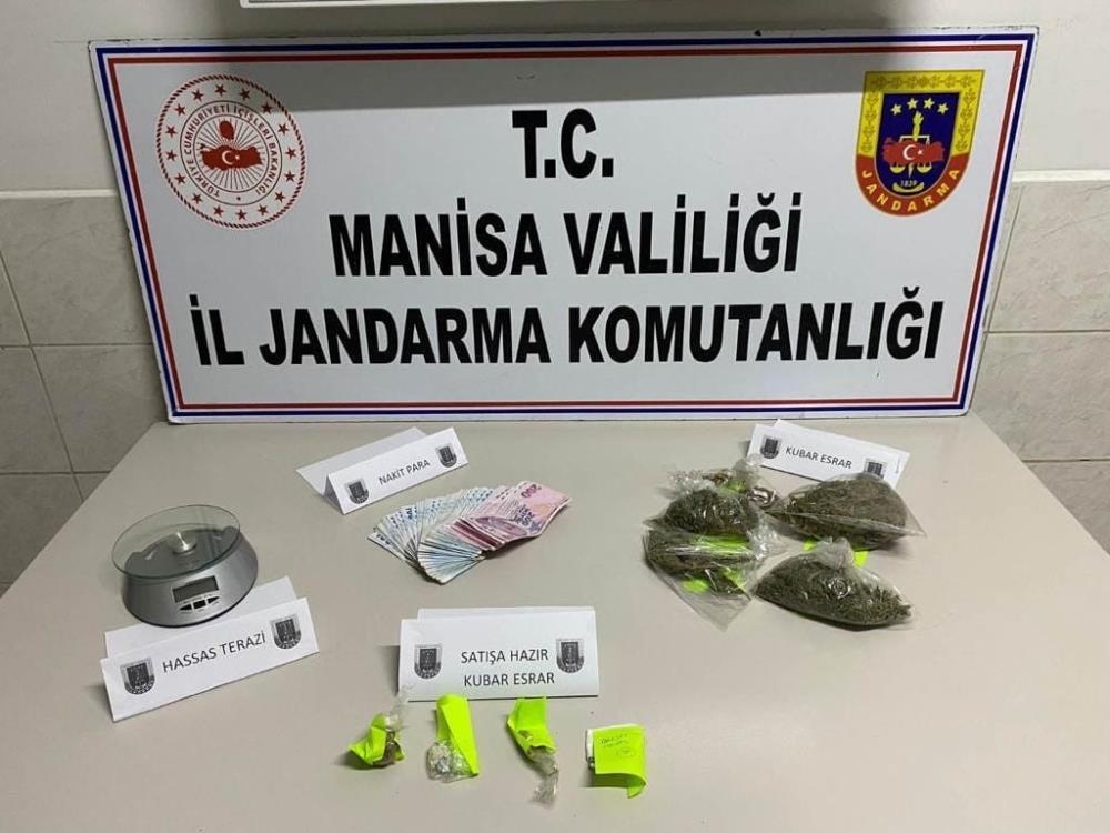 Manisa'da uyuşturucu operasyonu: Plastik kovadan çıktı