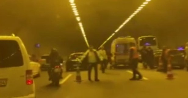 Çağlayan Adliyesi servisi Kuzey Marmara Otoyolu'nda kaza yaptı: 4 yaralı