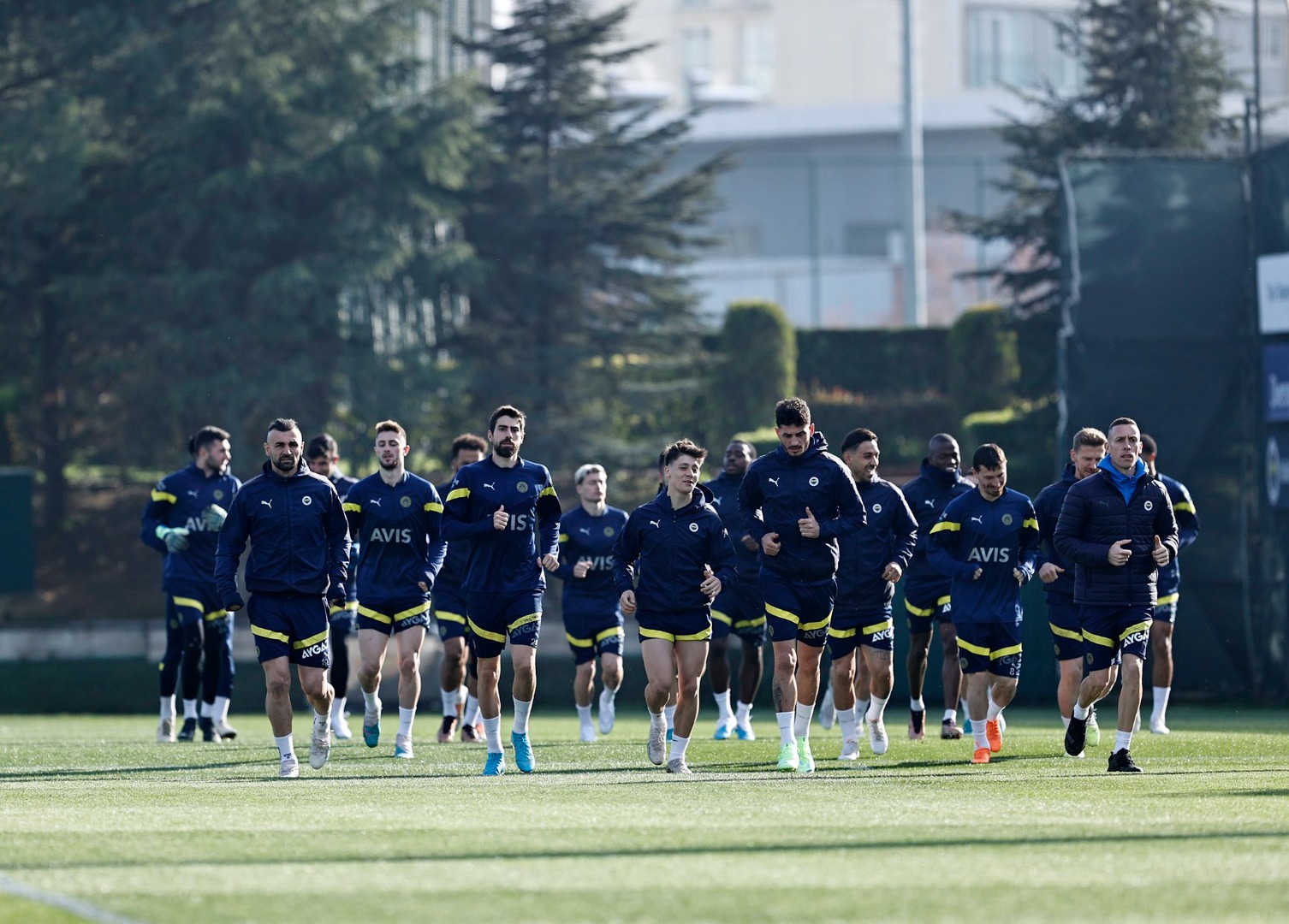 Fenerbahçe, Medipol Başakşehir maçı öncesi son antrenmanını tamamladı