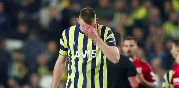 Fenerbahçe'de Attila Szalai'nin durumu kötü mü?