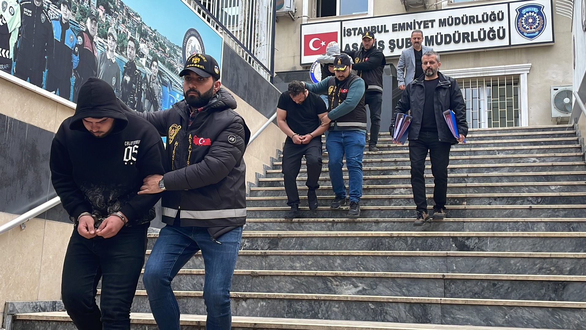 İstanbul'da motosiklet hırsızlığı: 3 gözaltı!