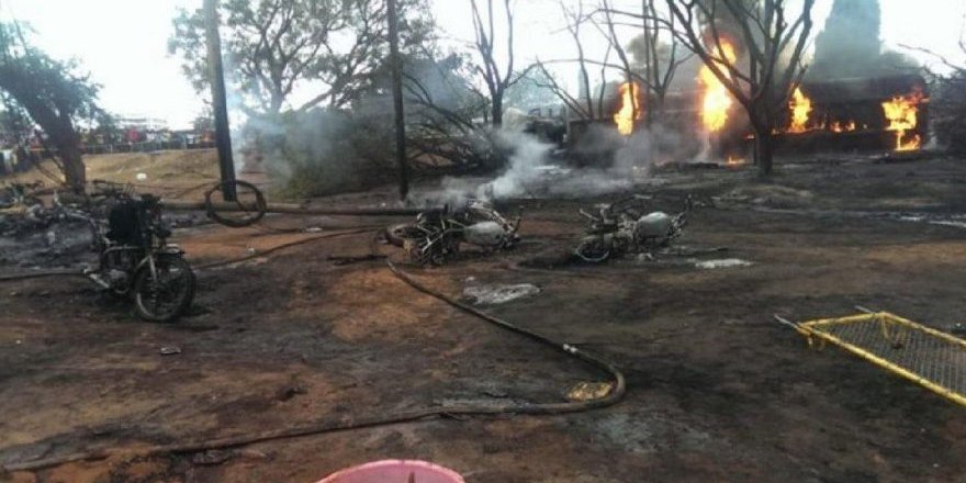 Petrol tankeri patladı: En az 50 ölü
