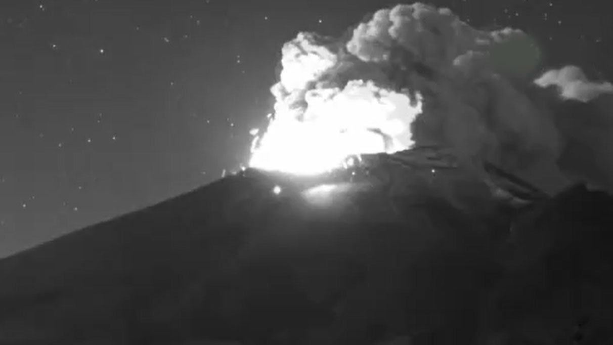 Popocatepetl Yanardağı'nda 3 yeni patlama