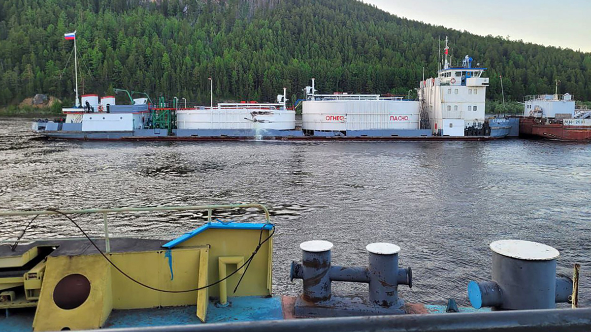 Rusya'da petrol tankerleri çarpıştı: OHAL ilan edildi!