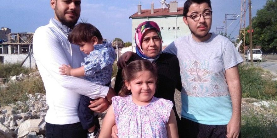 AKP'li belediye rant uğruna engelli çocuğa acımadı!