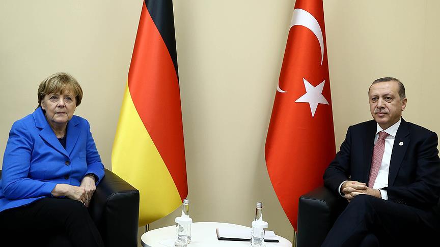 Erdoğan, Almanya Başbakanı Merkel ile görüşecek