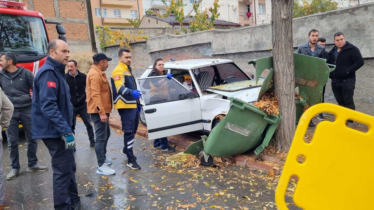 Sivas'ta ehliyetsiz sürücüler kaza yaptı: Cezaları şaşırttı!