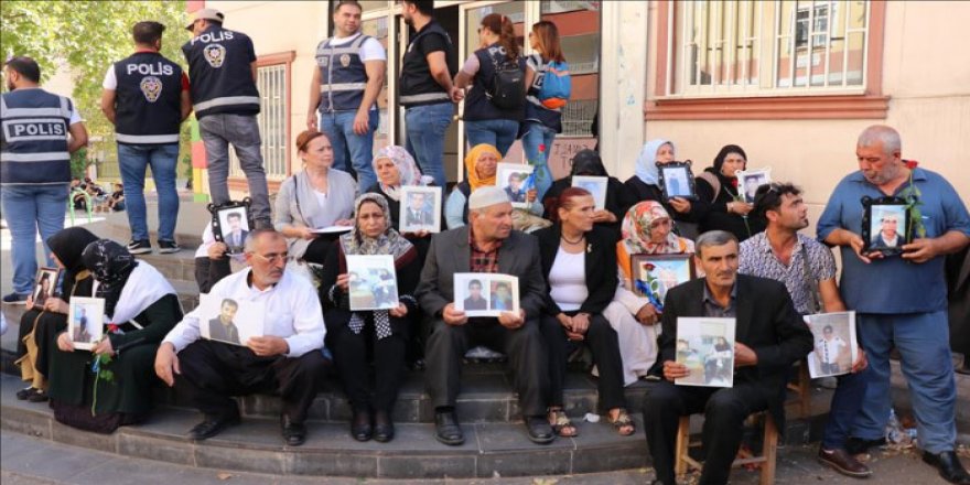 Diyarbakır eylemine 14. gününde, İran'dan aileler de katıldı!
