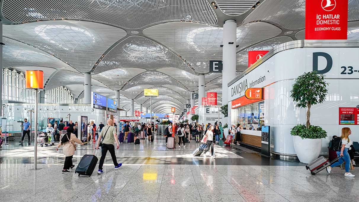 İstanbul havalimanlarında yolcu sayıları arttı