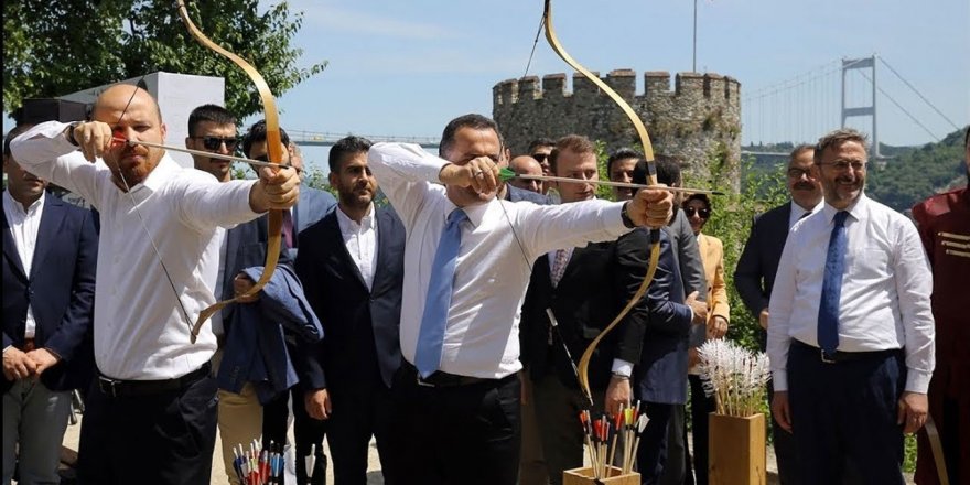 Bilal Erdoğan: "Sırtımızı sadece devlete dayamamalıyız"