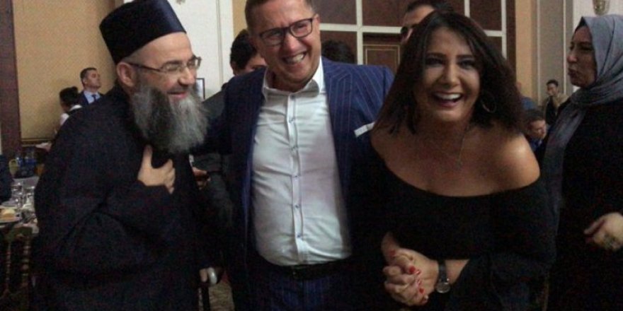 Cübbeli Ahmet, Sevilay Yılman ve Lütfü Türkkan'ı buluşturan düğün