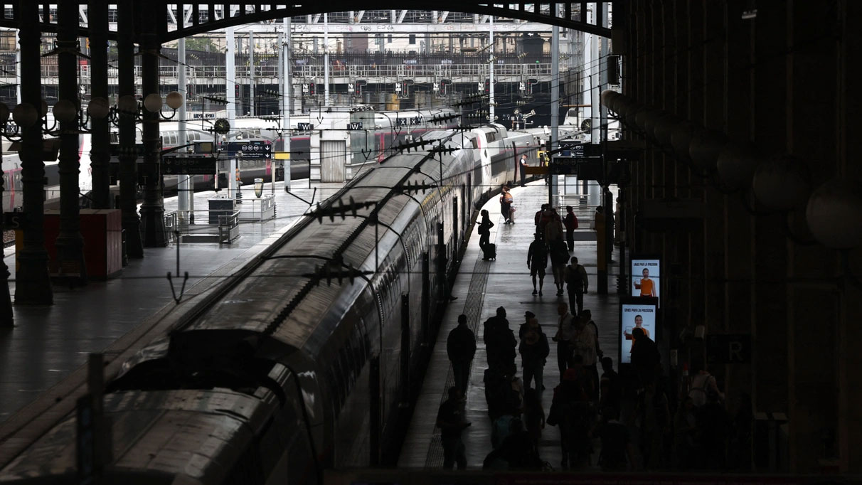 Fransız hızlı tren ağına saldırı