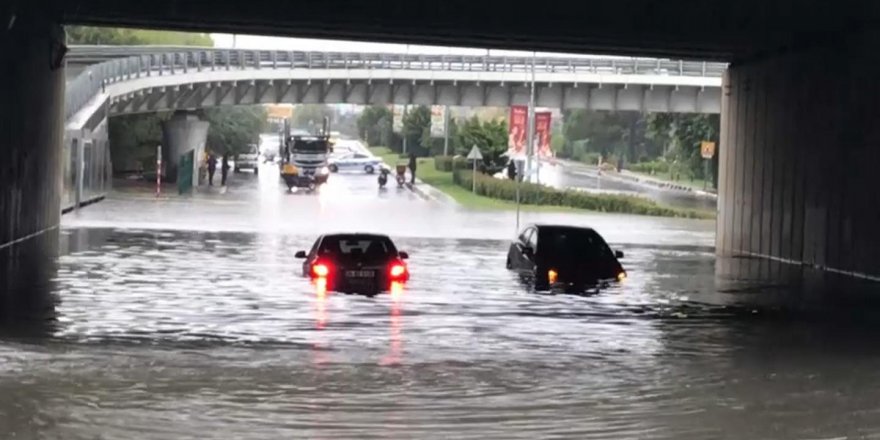 İstanbul Valiliği'nden kritik sağanak yağış uyarısı