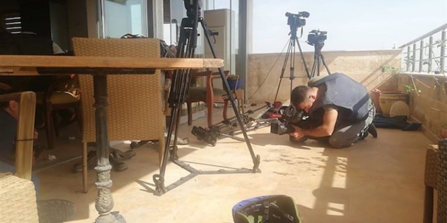 Terör örgütü YPG gazetecilere saldırdı