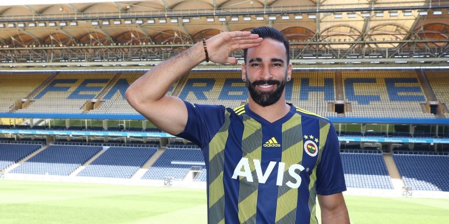 Fenerbahçeli Adil Rami'den Türkiye'ye tam destek
